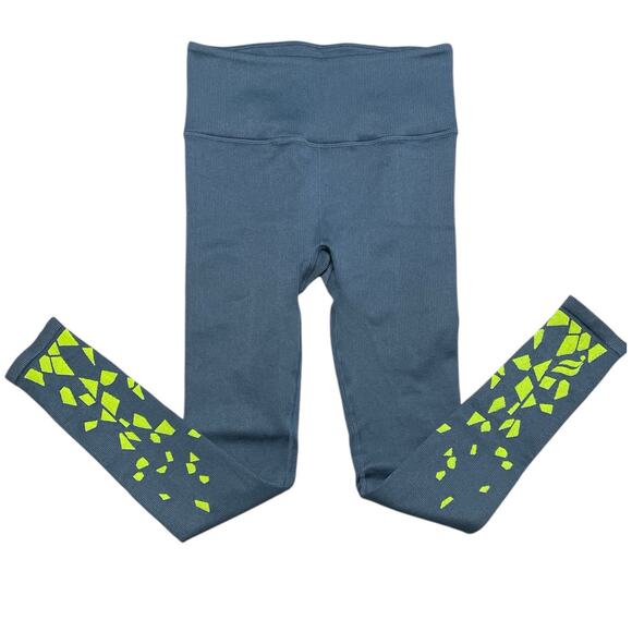 Fabletics High-Waisted Seamless Ribbed Leggings size Small - Picture 1 of 10